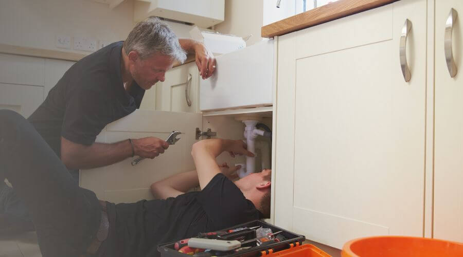 Professional burst pipe repair services in Higgins, TX